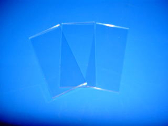 PC　樹脂 試験片（成型品）　レキサン　SABICイノベーティブプラスチックスジャパン合同会社　レキサン LS2-111（クリア）　2×50×200